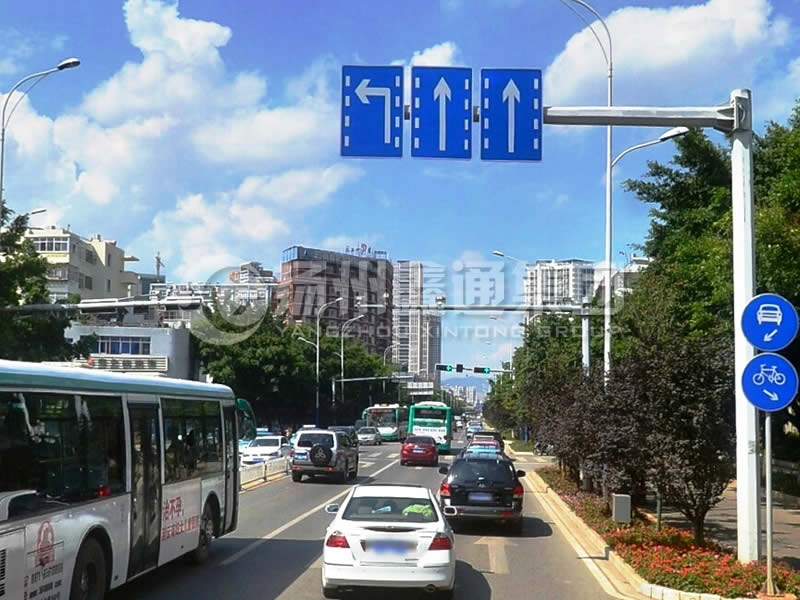 BZG-007，交通標(biāo)志桿，分道標(biāo)志桿